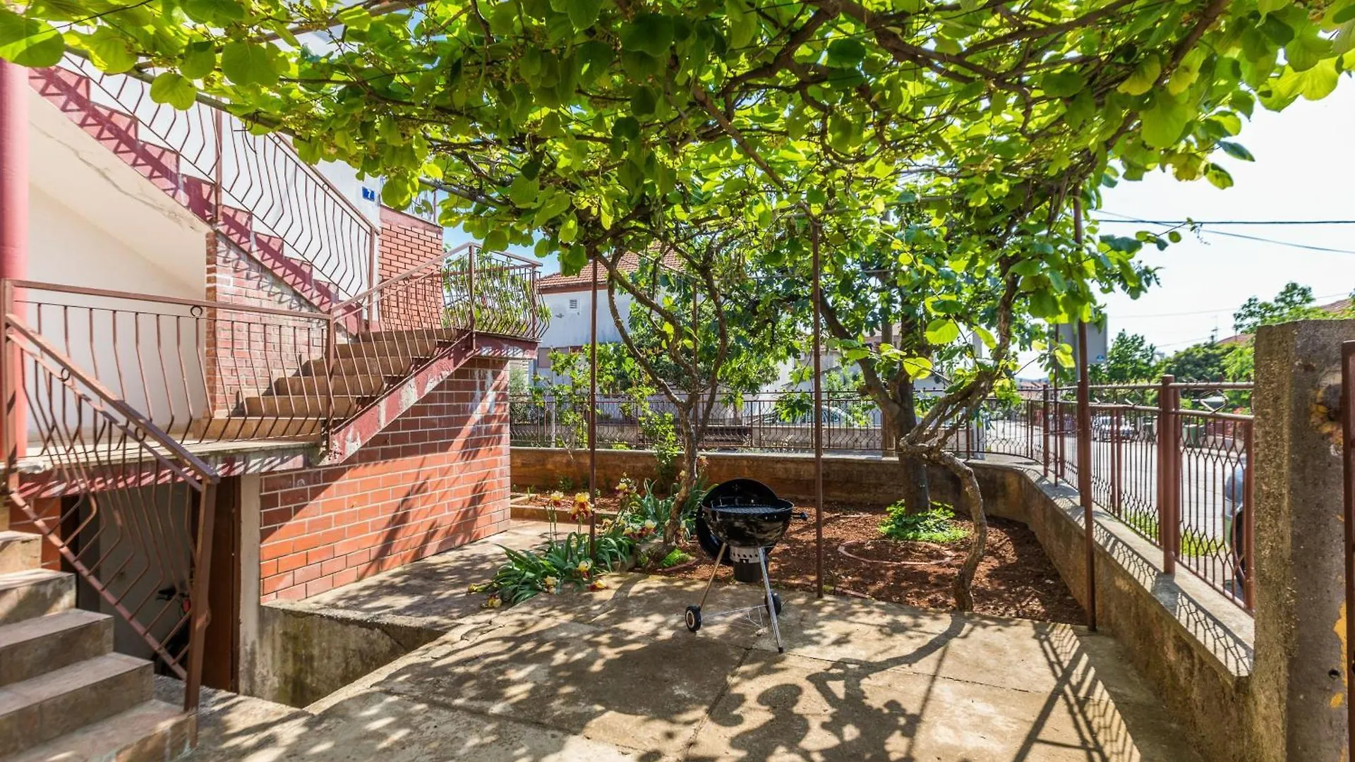 Nikola Apartments Free Parking Bbq Zadar