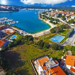 apartments-by-the-sea-750.in-istria.net/