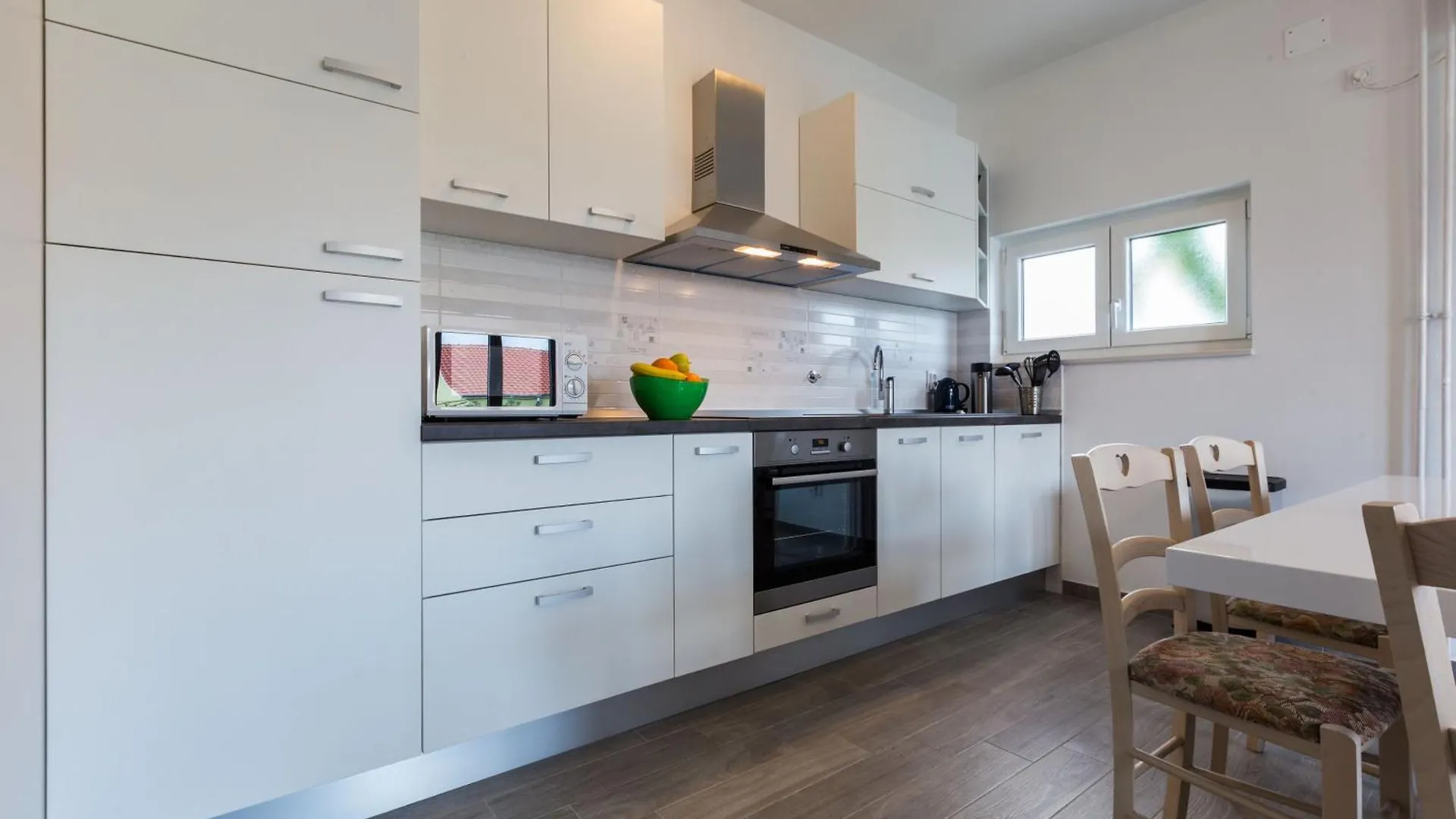 Nikola Apartments Free Parking Bbq Zadar Croatia